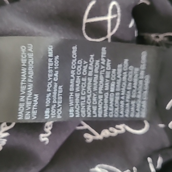 White House Black Market Black and White Script Blouse - Picture 8 of 8